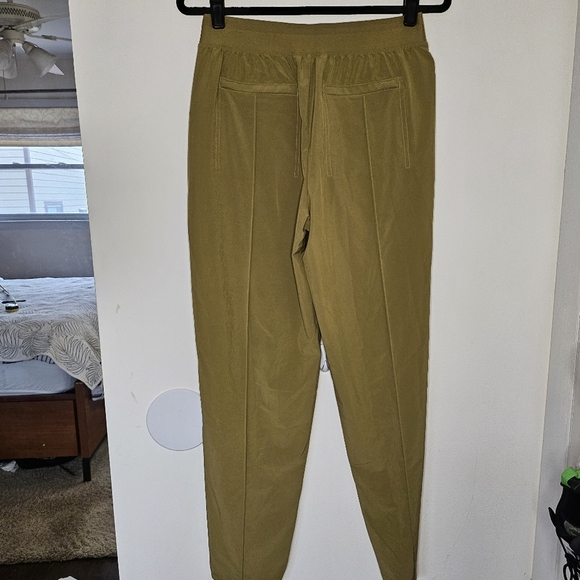 EUC Athleta Vienna Slim Pant Tapestry Gold Mustard - Picture 6 of 15